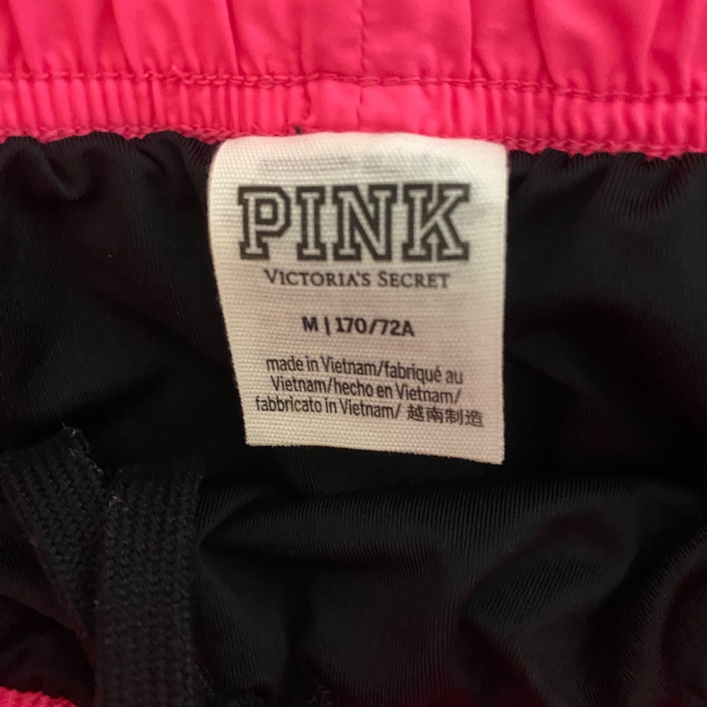 Y2K Hot pink/junior’s shorts. Med built in undies - Picture 2 of 6